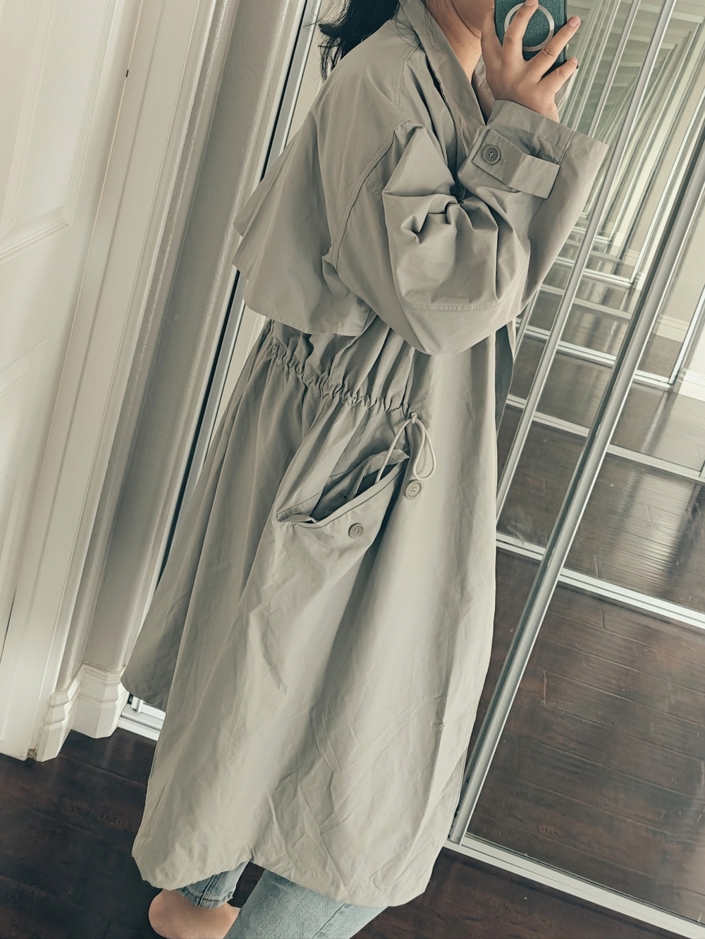 Lightweight Oversized Drawstring Trench Coat in Light Gray